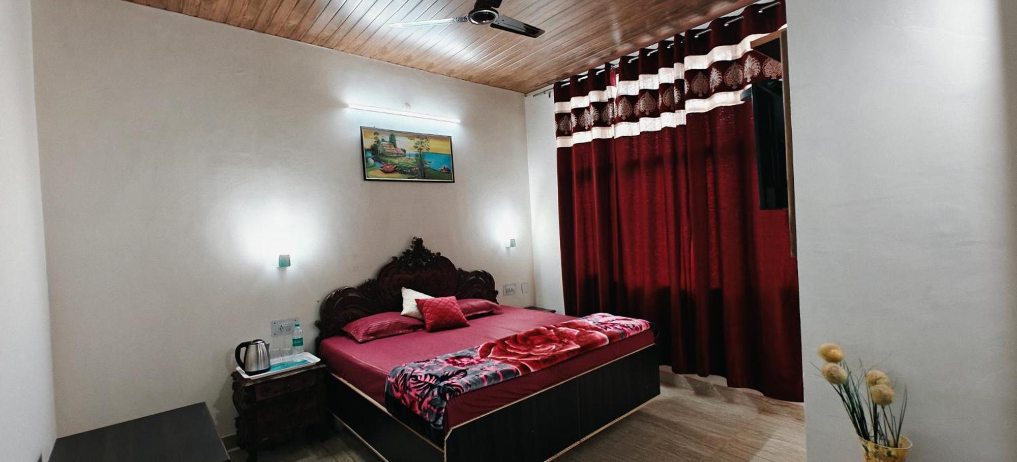The Eminence Resort & Gym Solan Exterior foto